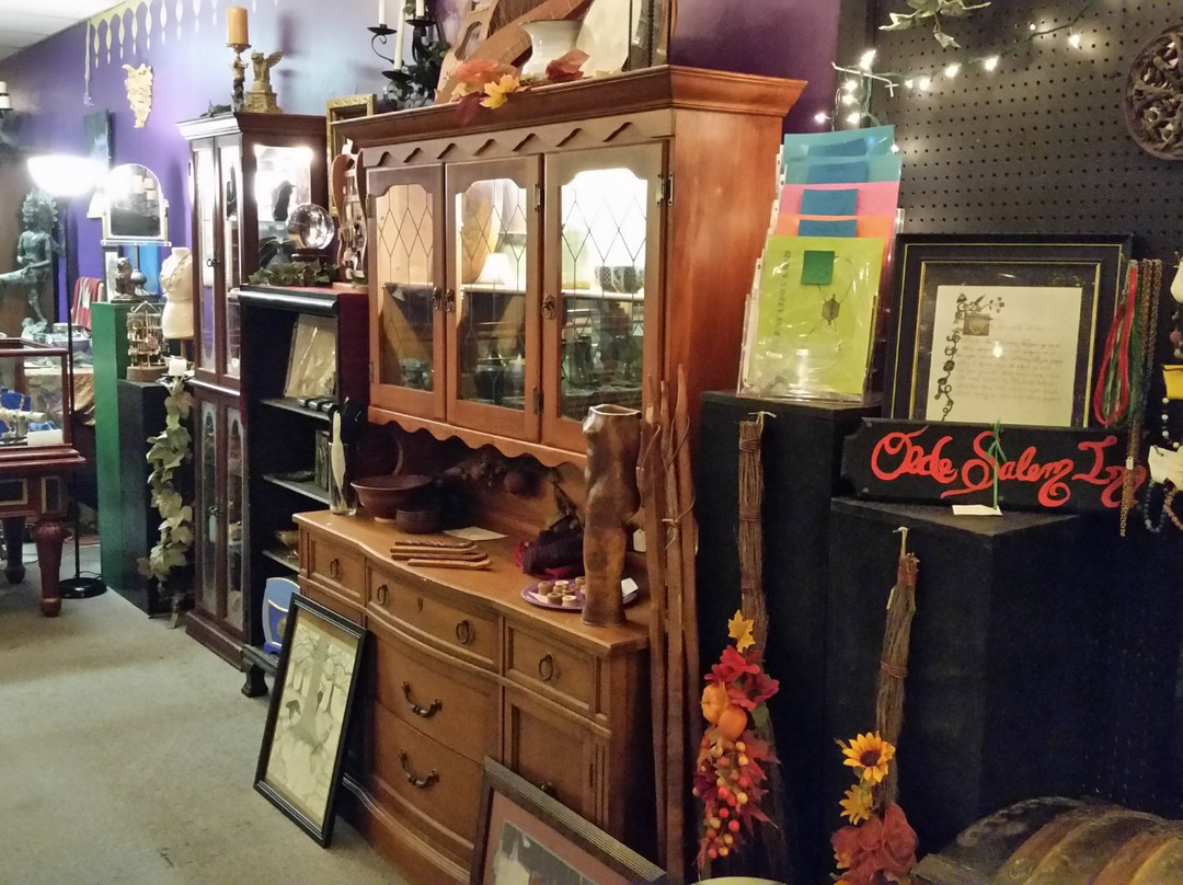 Avalon New Age Shop-Ashland必去景点