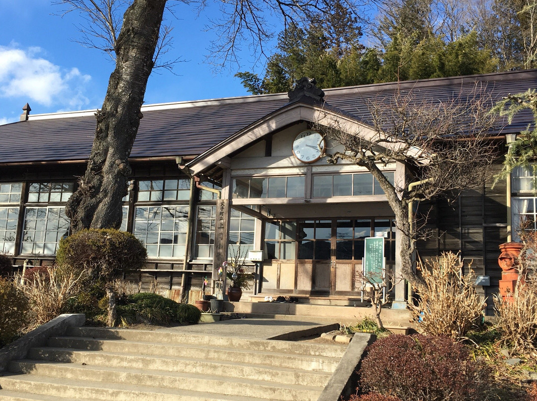 The Old Uwaoka Elementary School景点图片