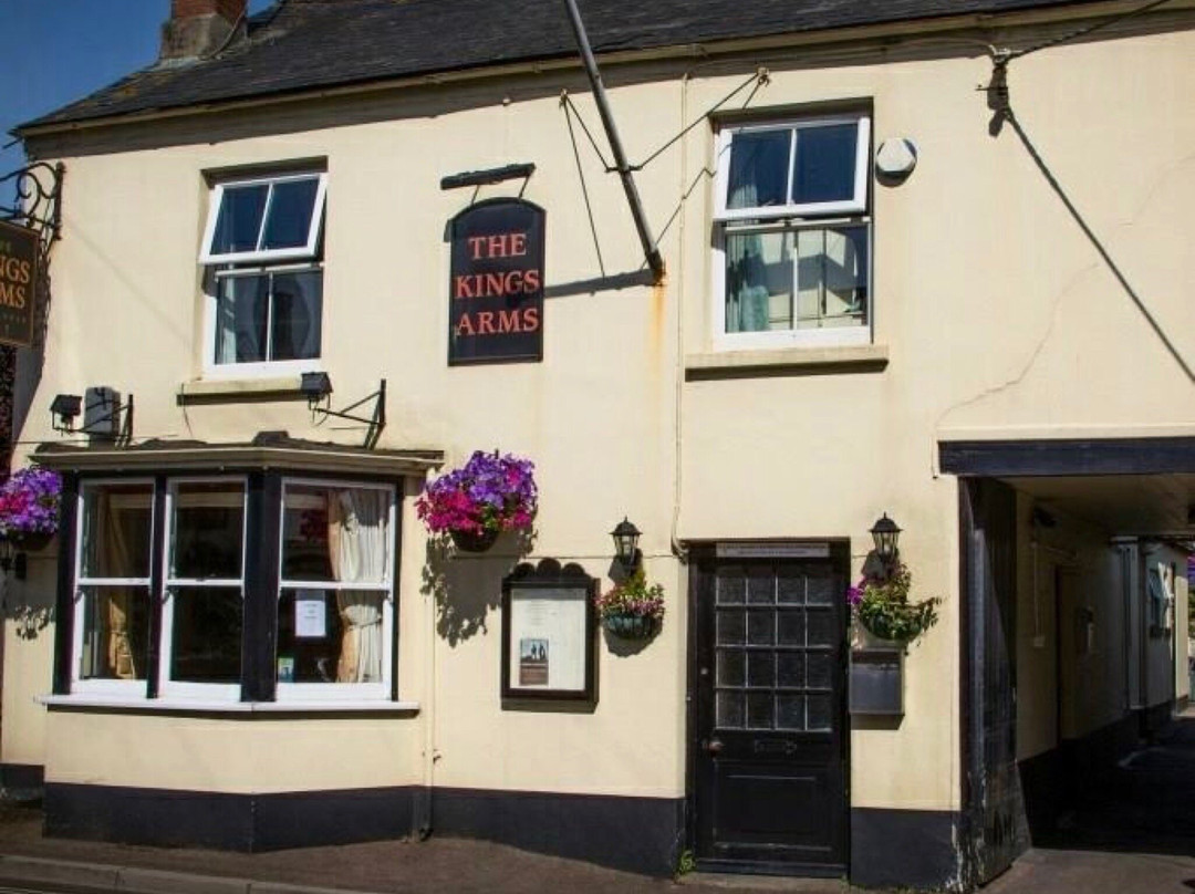 Axmouth餐馆和美食-Kings Arms