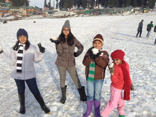 F.B.Tour & Travels-斯利那加必去景点