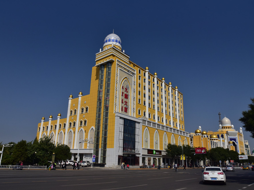 伊斯兰风情街-呼和浩特市必去景点