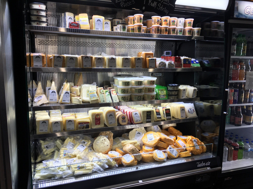 Cady Cheese Factory and Shop景点图片