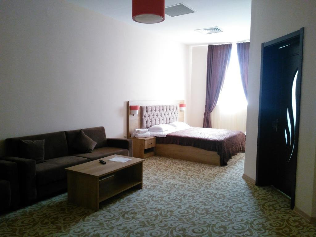 Hotel Grand主图