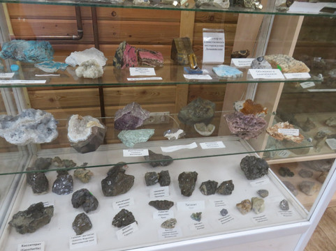 Baikal Museum of Gems-利斯特维扬卡必去景点