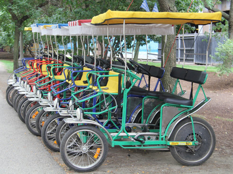 Wheel Fun Rentals-芝加哥必去景点