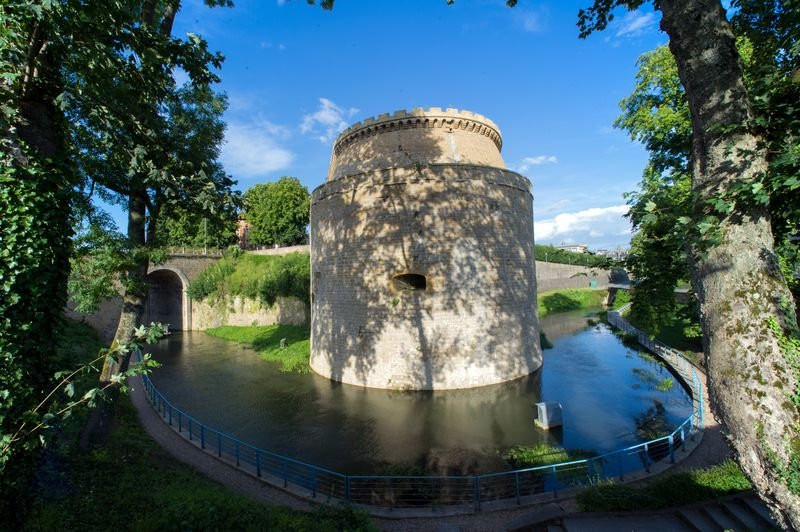 Office de Tourisme Charleville/Sedan en Ardenne-沙勒维尔梅济耶尔必去景点