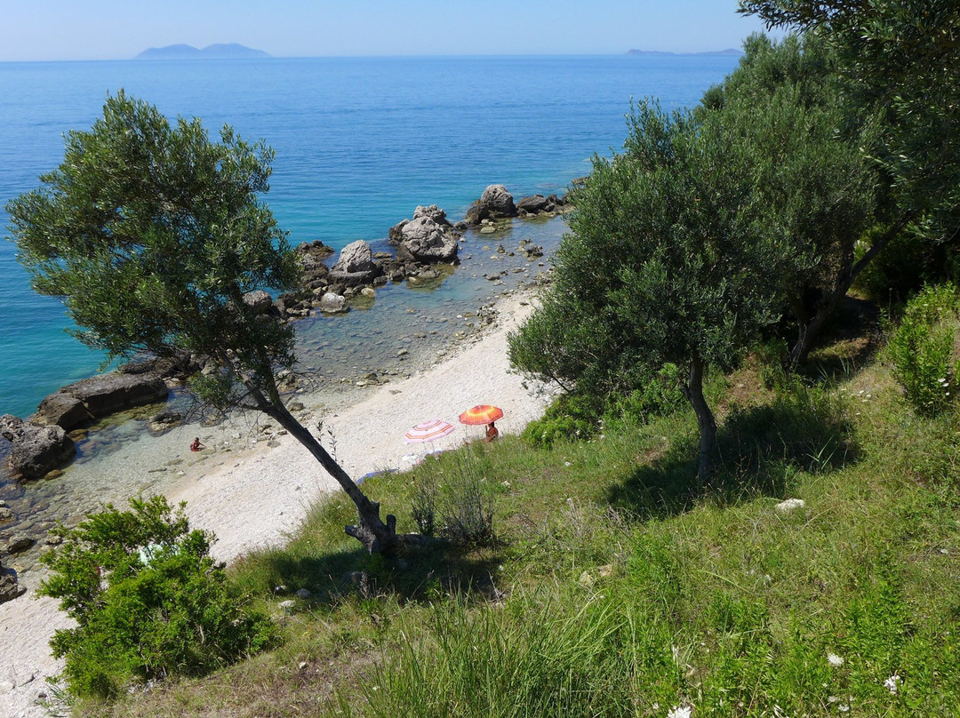 Travel Guide Albania-夫罗勒必去景点