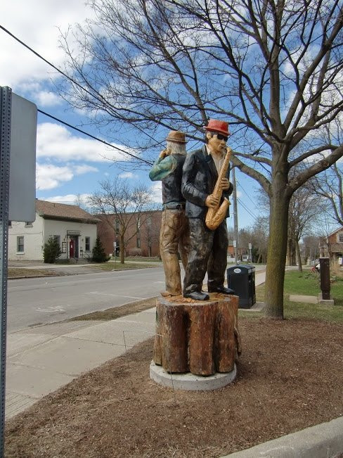 Art Walk of Tree Sculptures-Orangeville必去景点