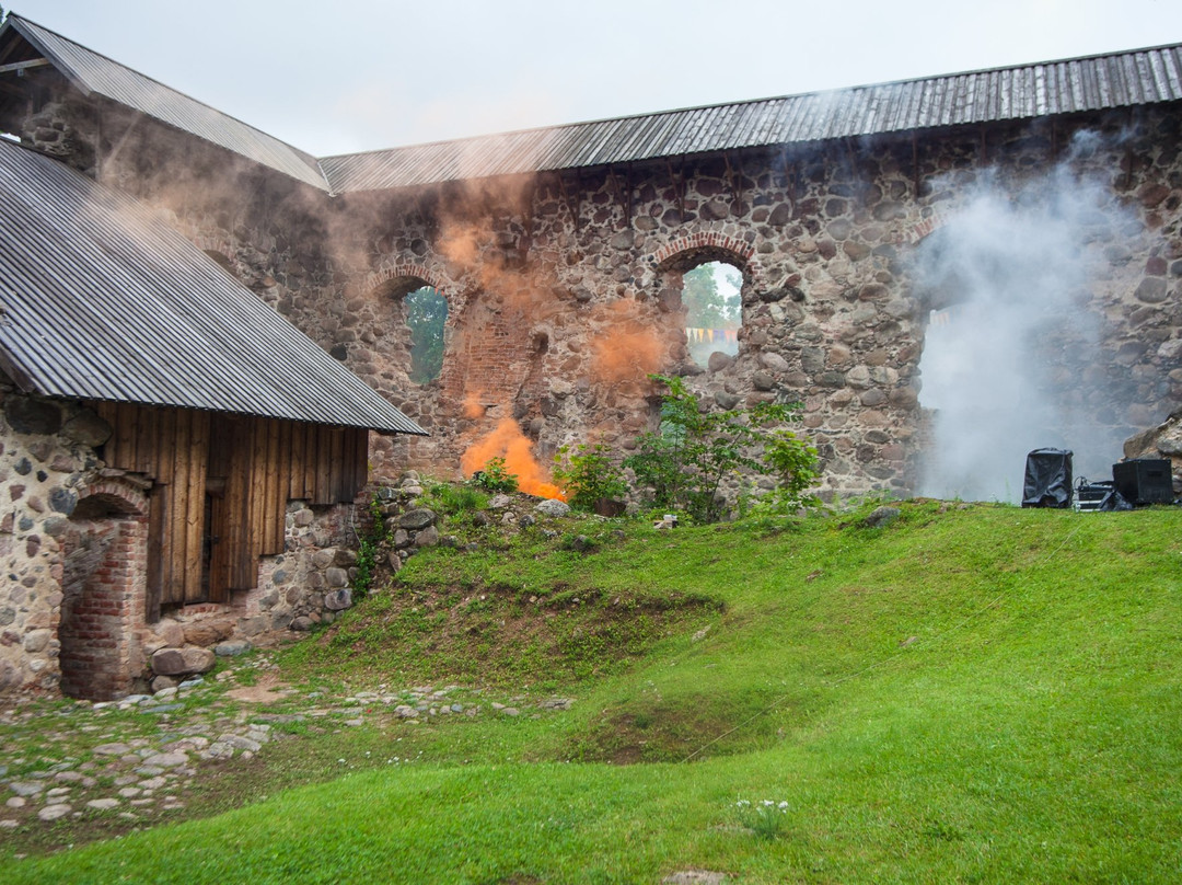 Limbaži Medieval Castle Ruins and Panorama Tower-Limbazi必去景点