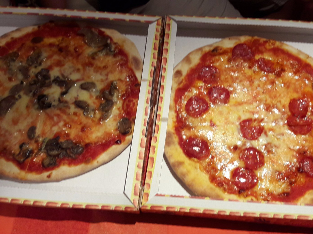 C'e Pizza e Pizza