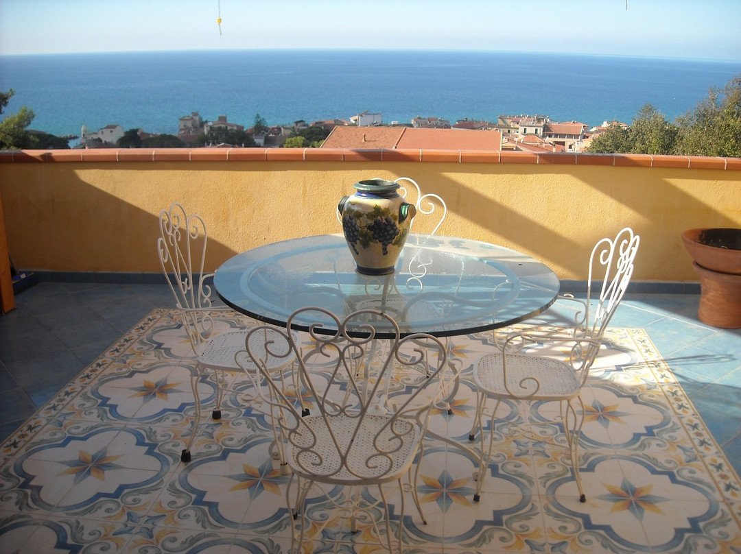 艾拉雅别墅酒店