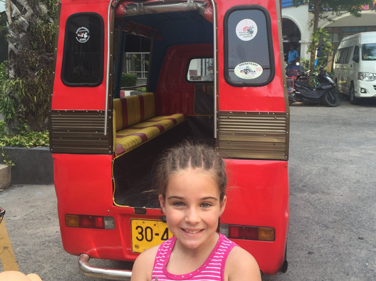 Tuk-Tuk Drivers-普吉镇必去景点