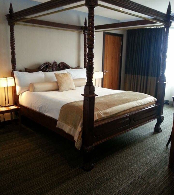 Rochestown Park Hotel
