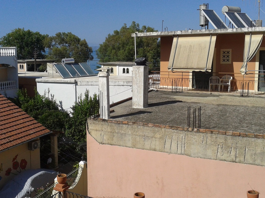 Agios Ioannis Peristeron酒店住宿-Benitsa Hotel