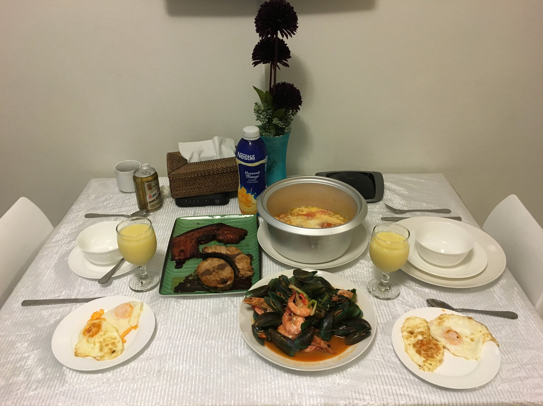 马尼拉IECASA海边酒店式公寓主图