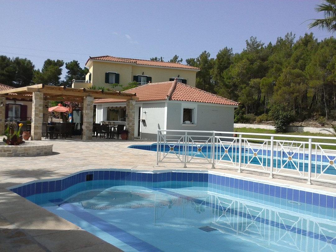 Zeus Hotel