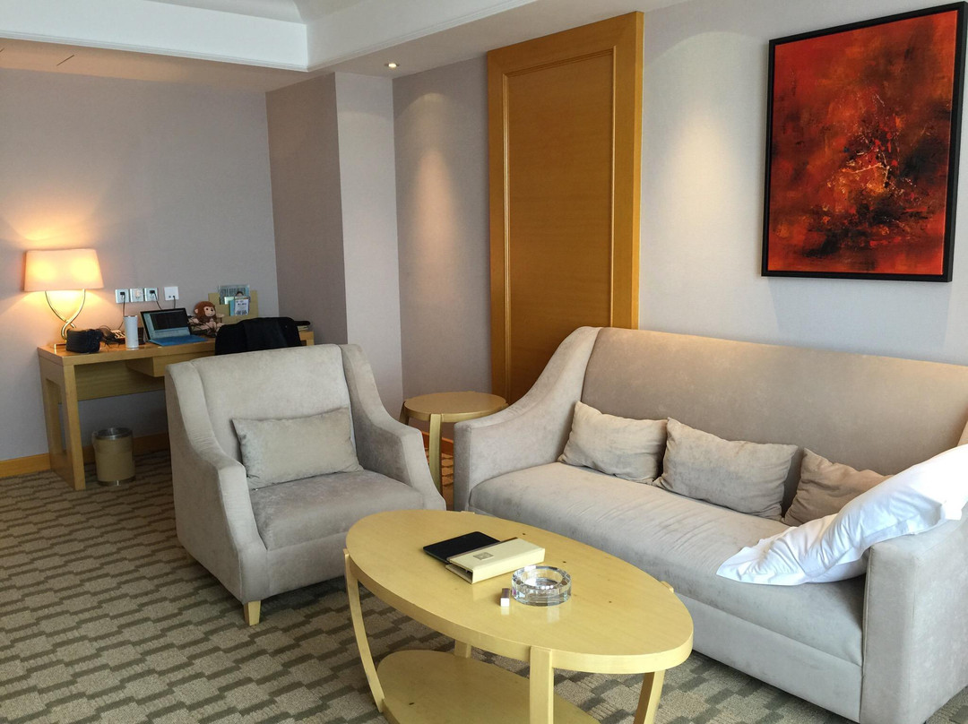 汇富金陵大饭店主图