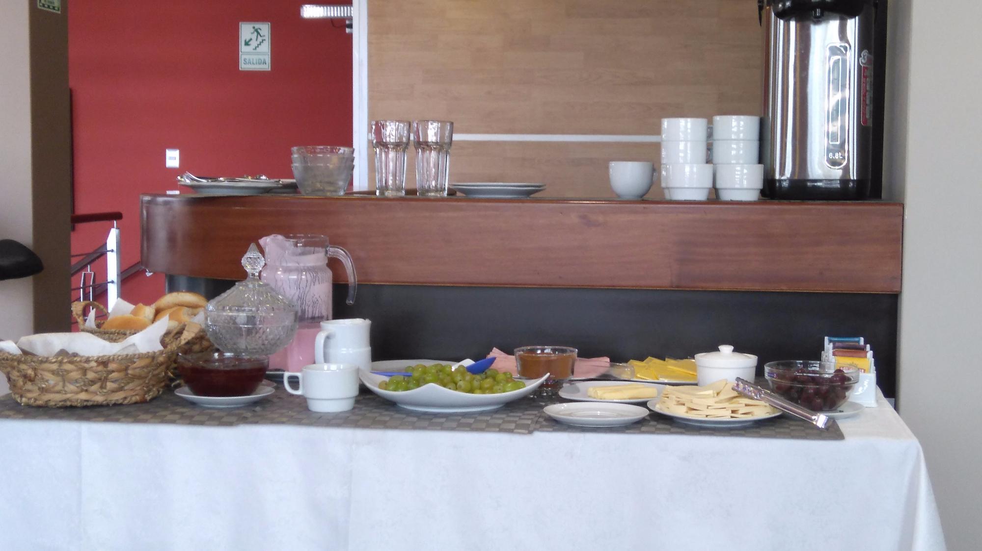 Plaza Sur Hotel & Suites-餐饮