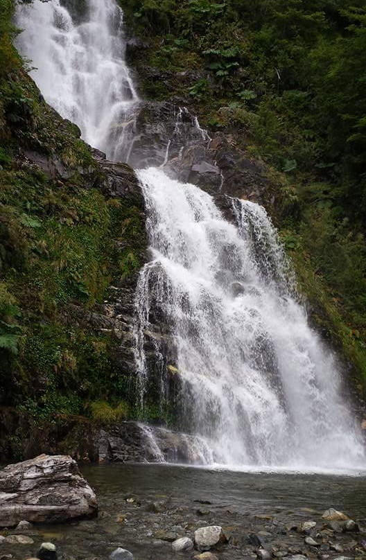 Cascada del Leon-Puerto Aisen必去景点