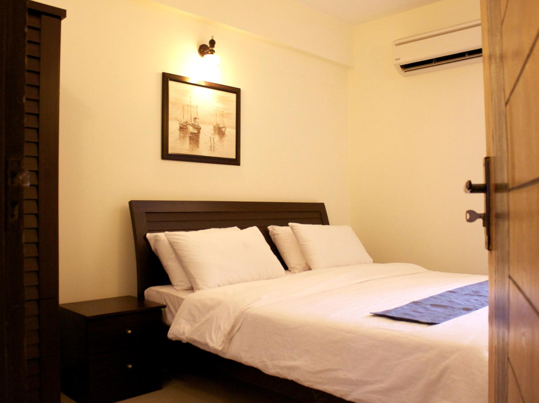 Mariners Base Apartments