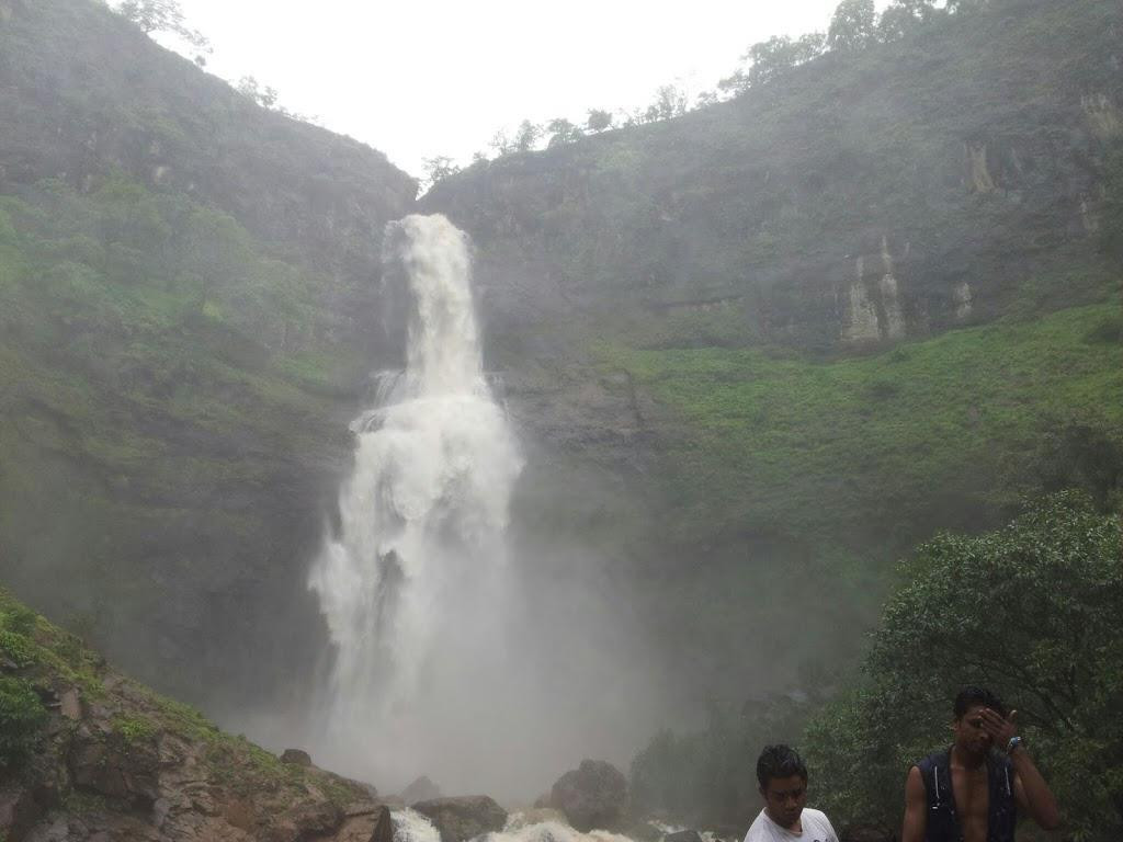 Dugarwadi Waterfall景点图片