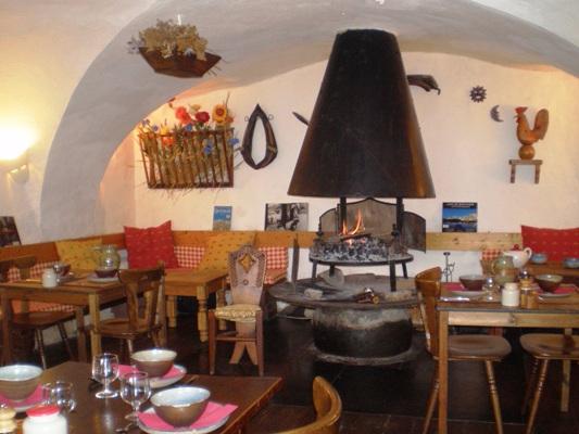 Auberge l'Estoilies-餐饮