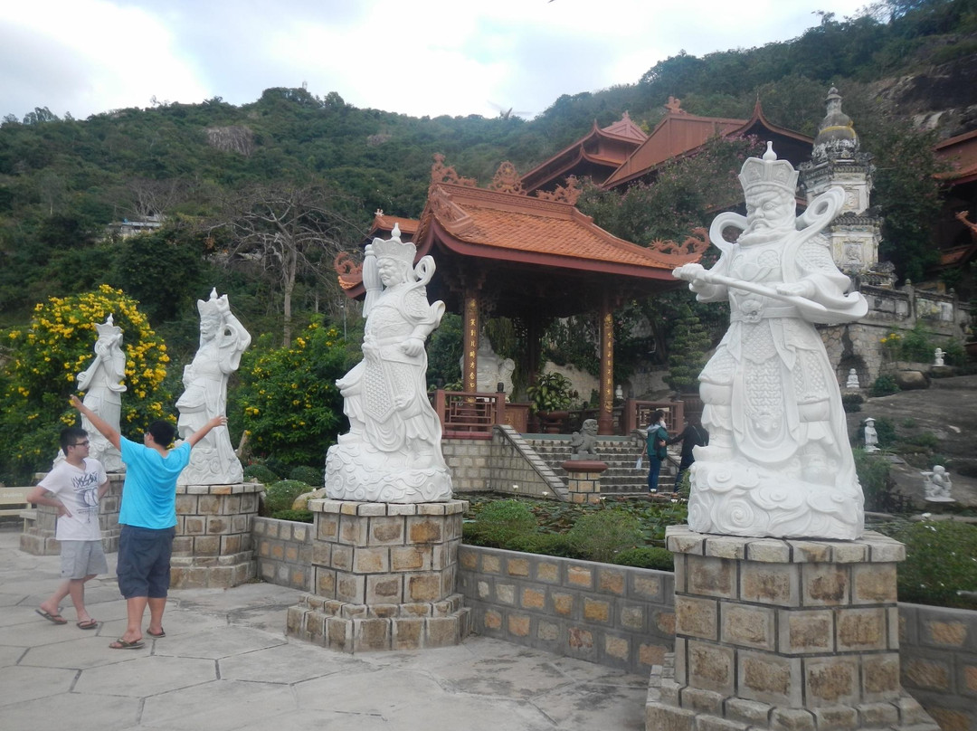 Phuoc Dien Temple-朱笃必去景点