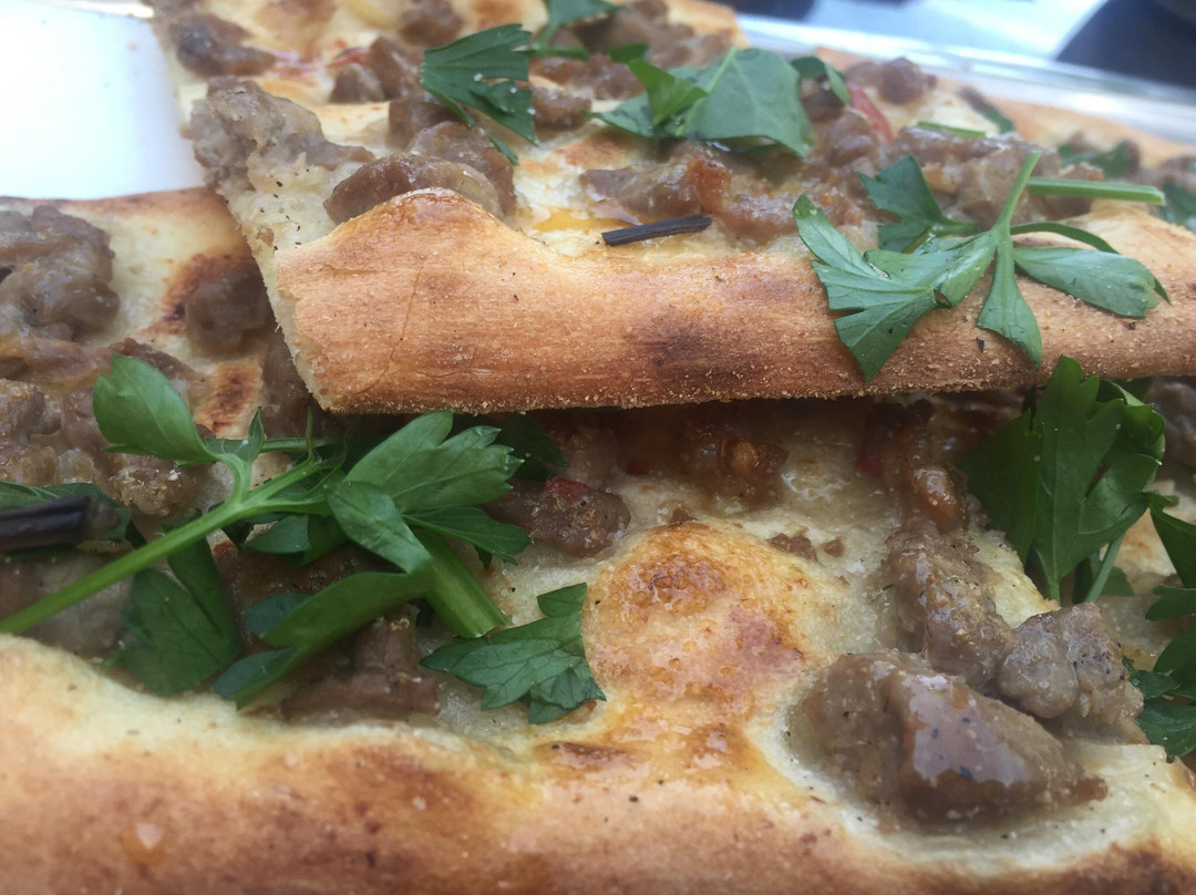 Ayas餐馆和美食-Ye-An Pide