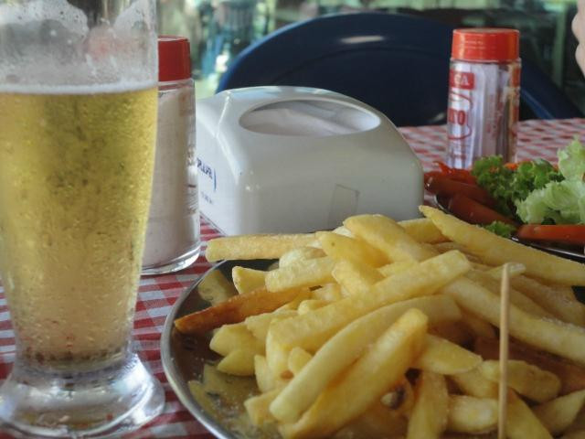 Praia de Sao Francisco餐馆和美食-Sem Compromisso Restaurante