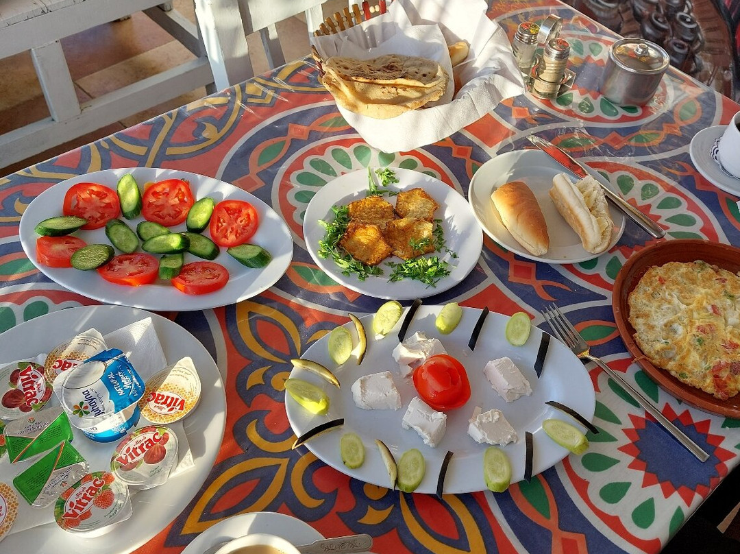 El Gezira Restaurant