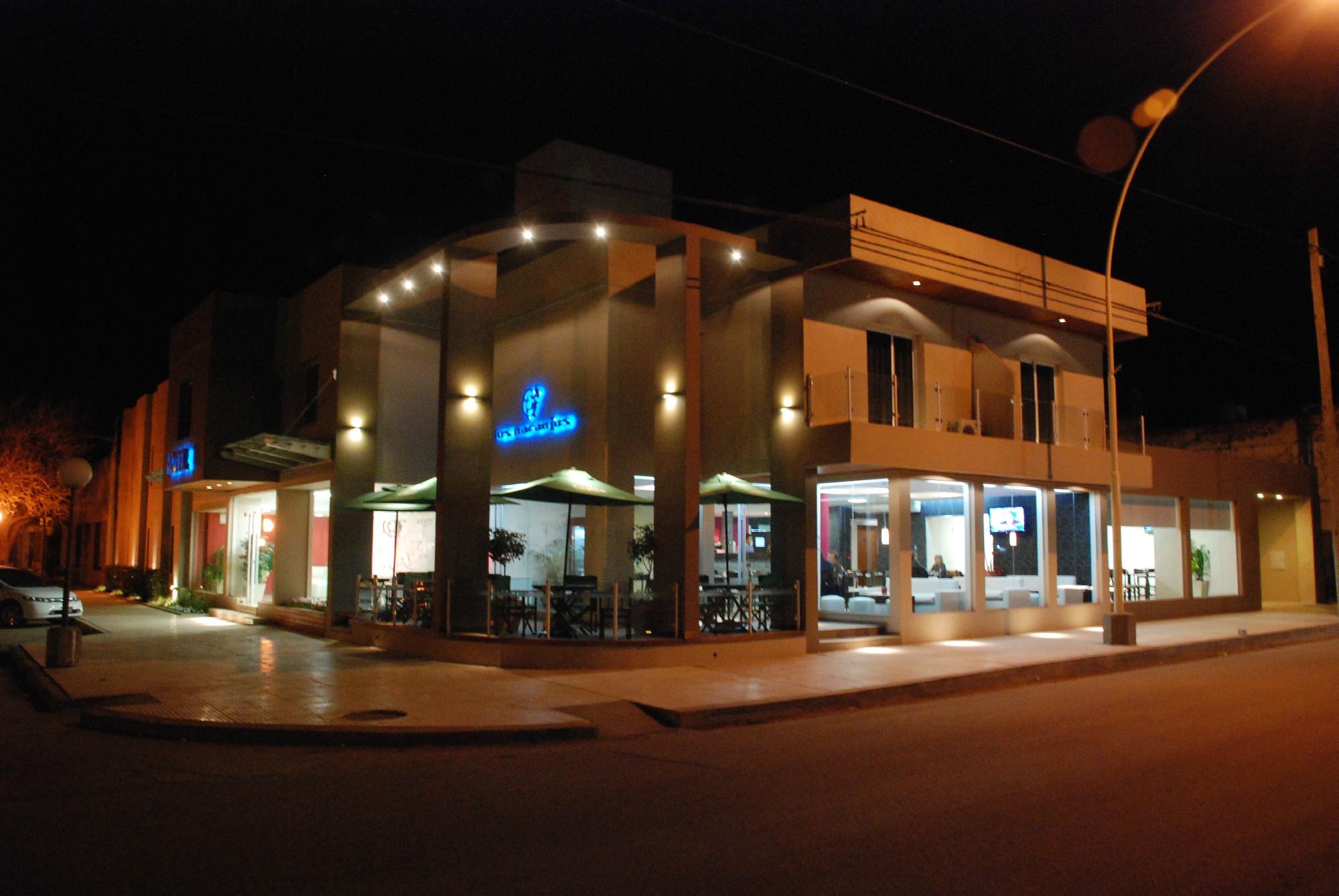 Los Naranjos-官方