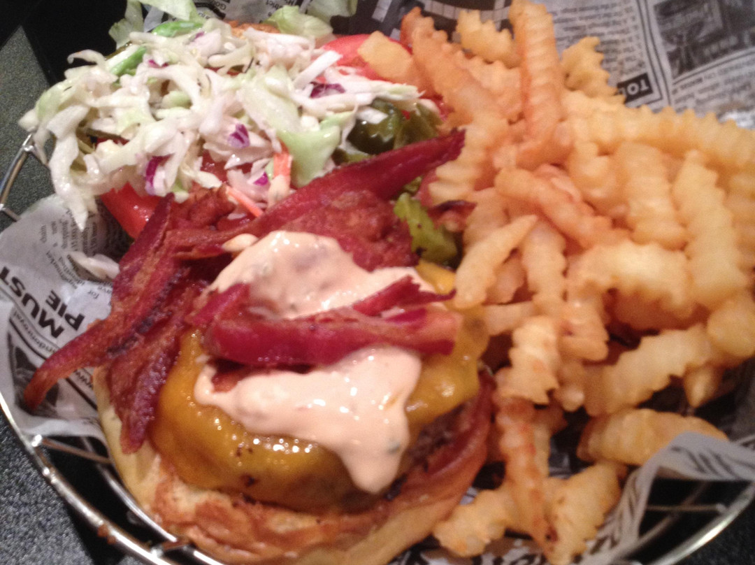 Newport餐馆和美食-James Street Tavern