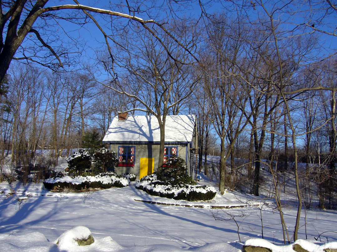 Little Big House Gallery-Shelburne Falls必去景点