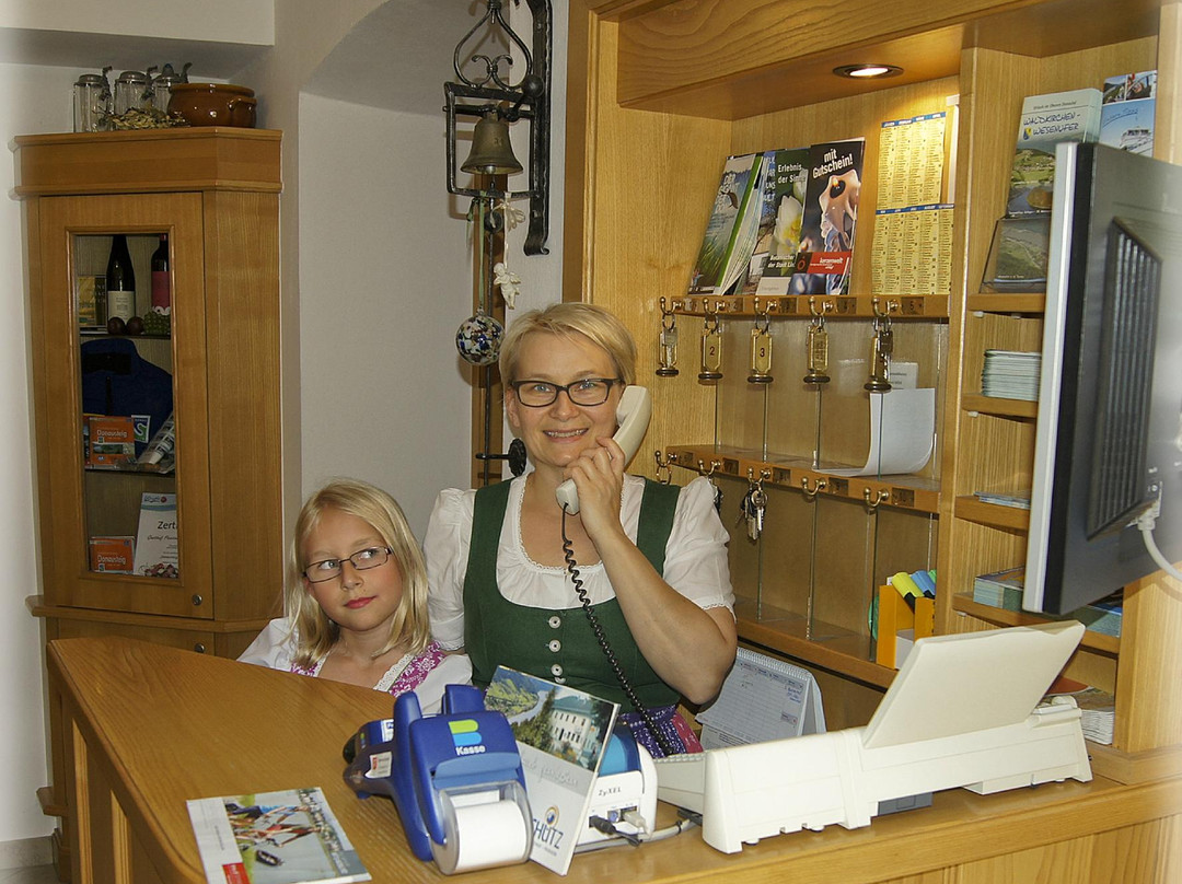 Gasthof-Pension Schuetz主图