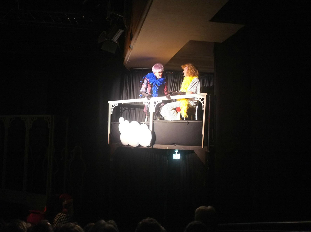 Die Helmut Föernbacher Theater Company-巴塞尔必去景点