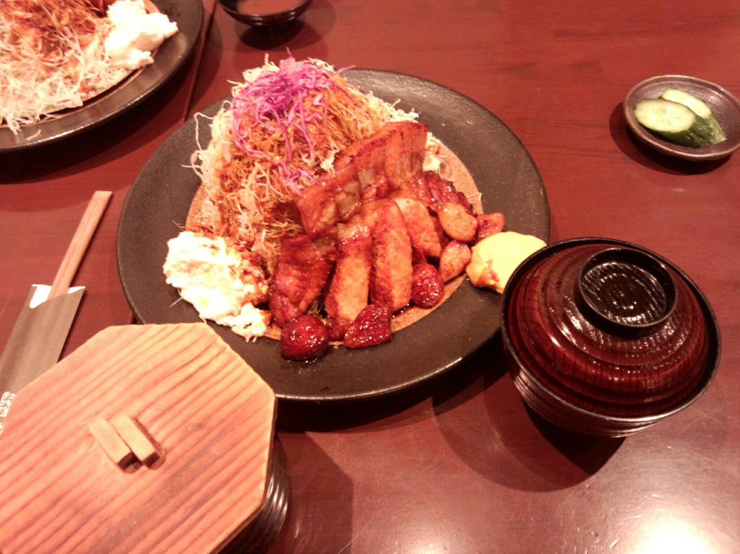 隆座