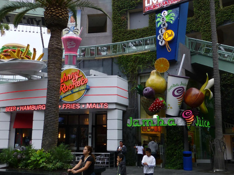 好莱坞环球影城步行街-洛杉矶必去景点