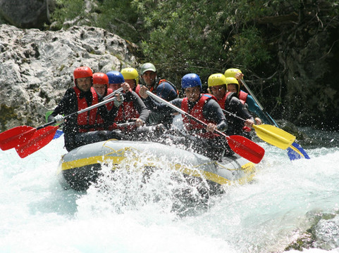 Froccs Rafting Club-博韦茨必去景点