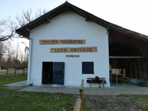 Equestrian Center Lous Chivaus景点图片