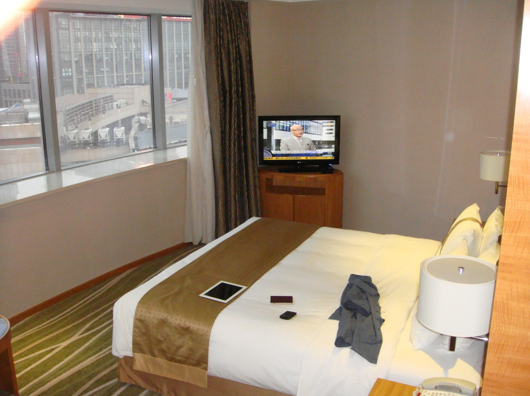 世茂假日酒店主图