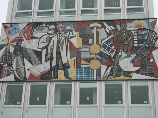 Haus des Lehrers-柏林必去景点