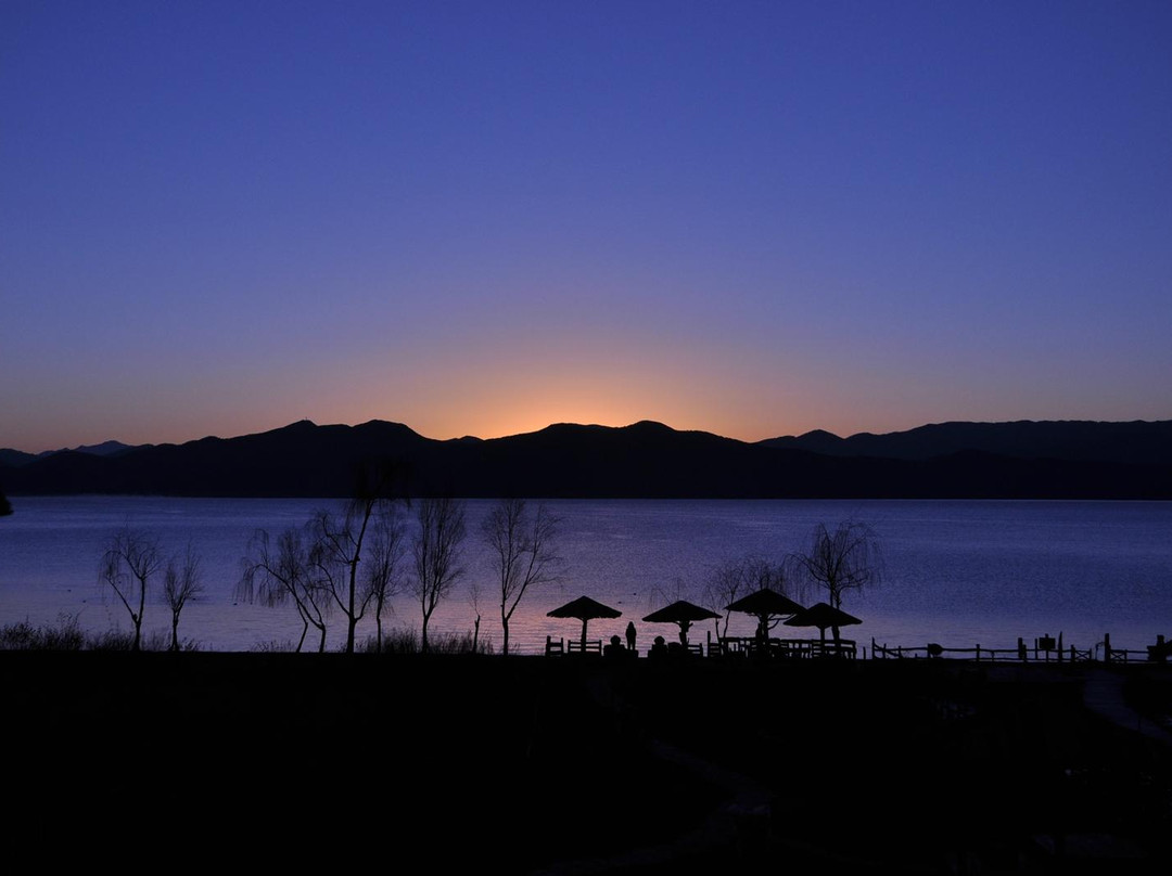 泸沽湖尼赛庄园主图