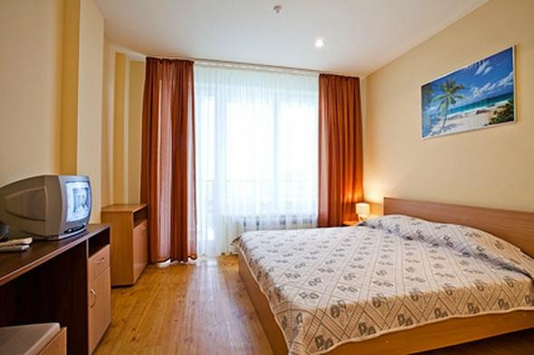 Uhlove酒店住宿-Kaplya Morya Hotel