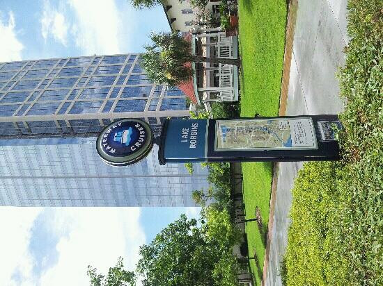 Woodlands Waterway Trolley-伍德兰兹必去景点