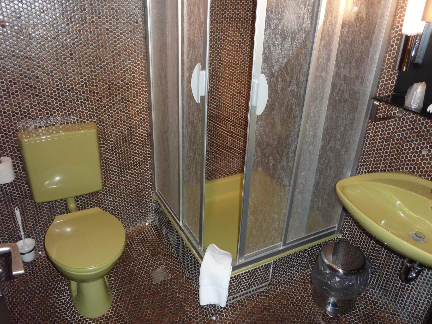Serways Hotel Bruchsal West-浴室