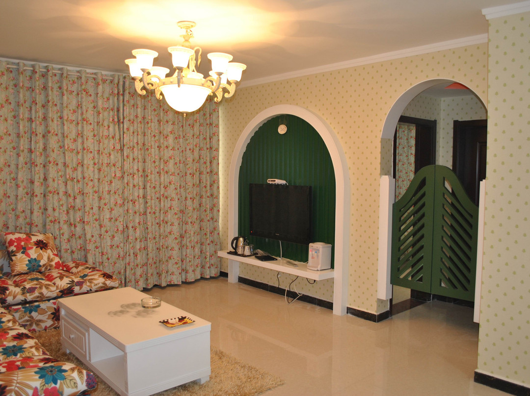 伊家公寓式主题酒店 主图