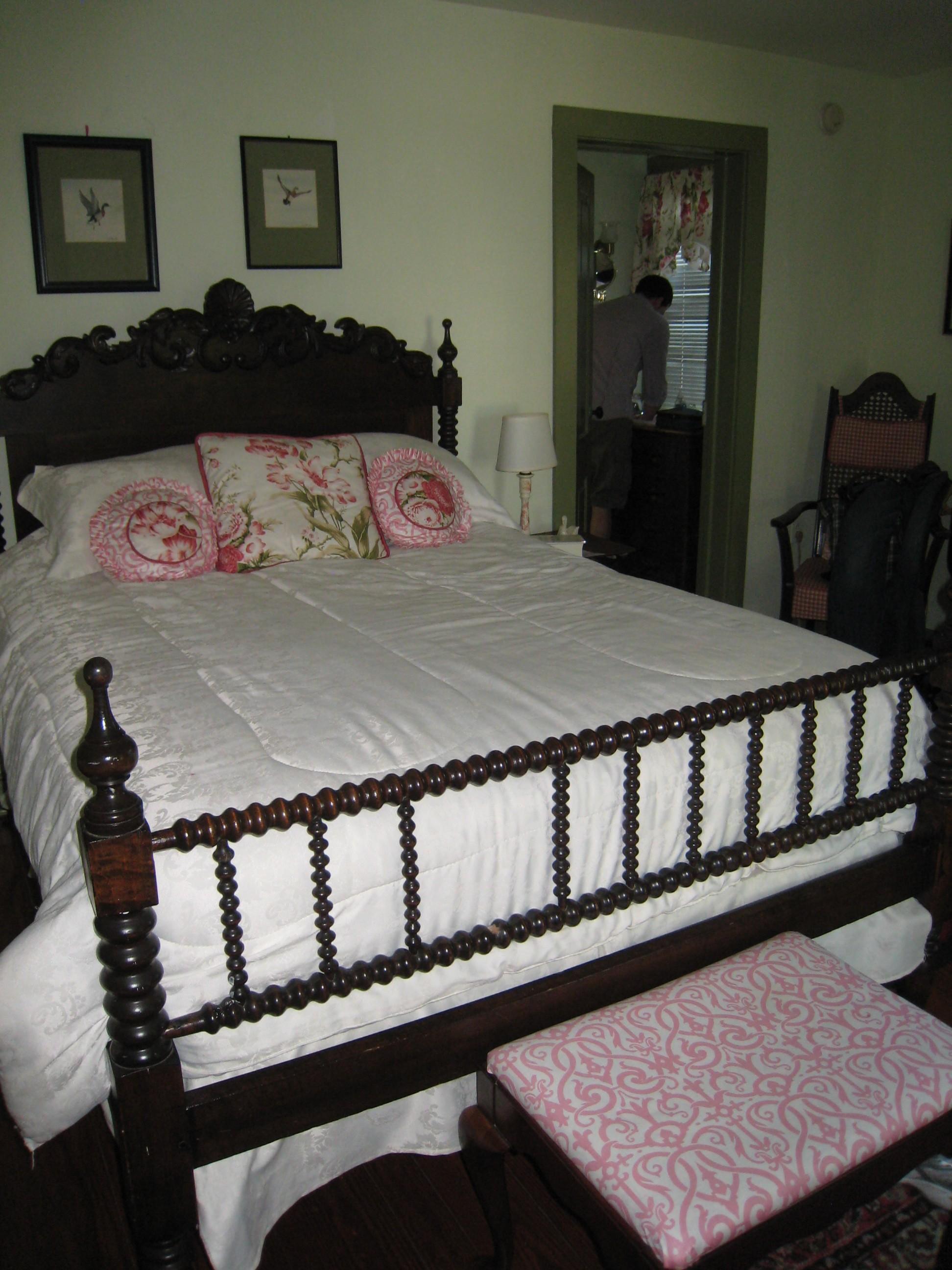 Log Canoe Inn-客卧