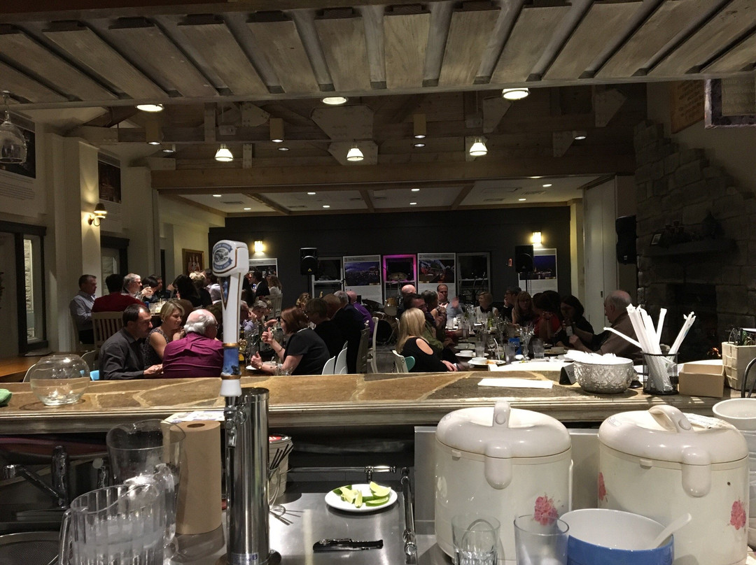 蓝山餐馆和美食-Thonburi Thai Food