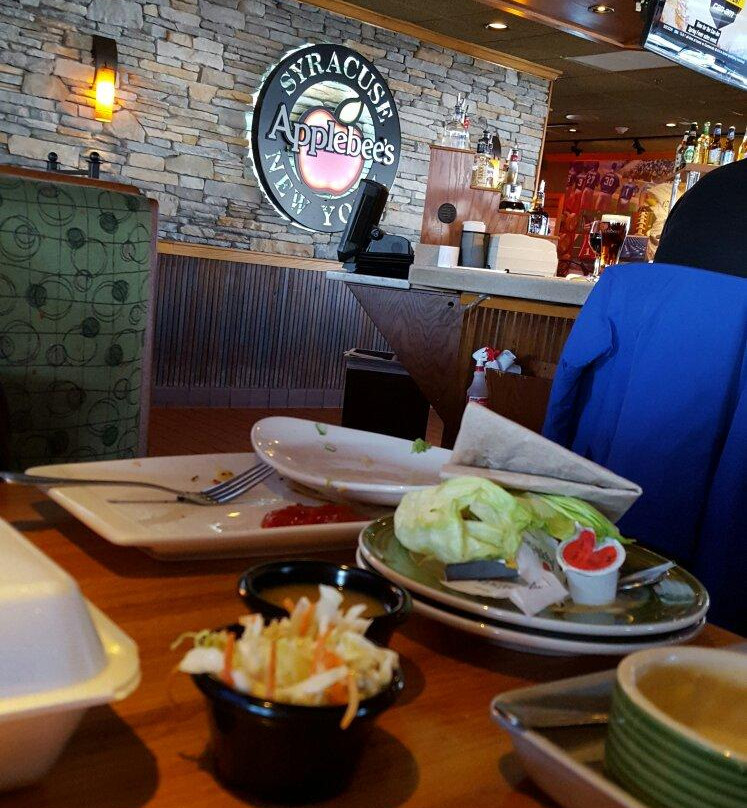 Applebee's Grill + Bar