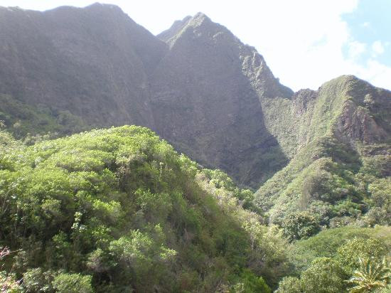 伊奥谷州立纪念碑-怀露库必去景点